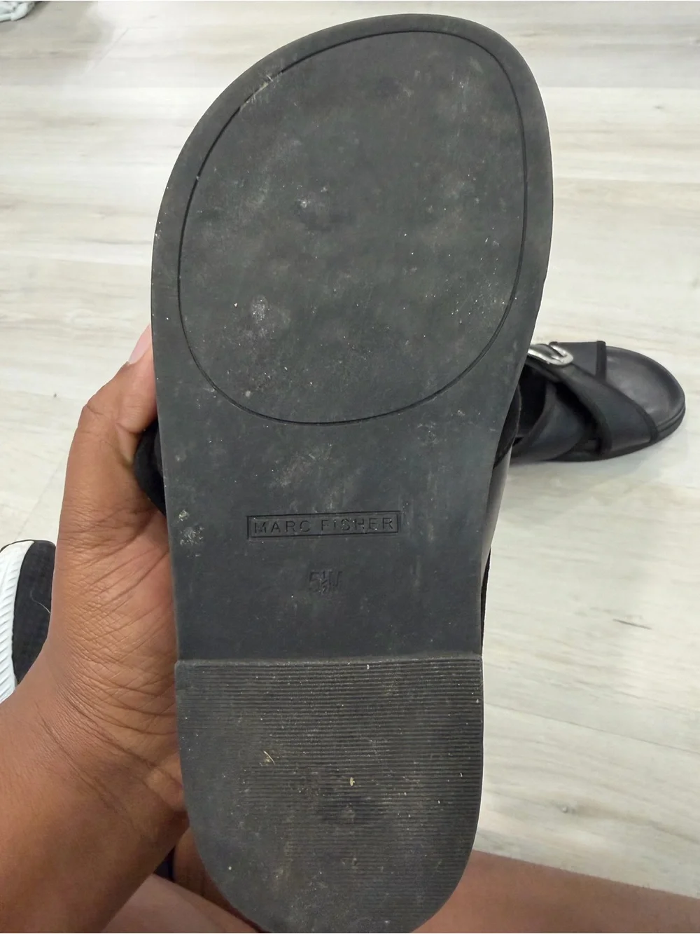 Men Accessories Subcategory Identification